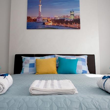 Apartment Turquoise Belgrado Esterno foto