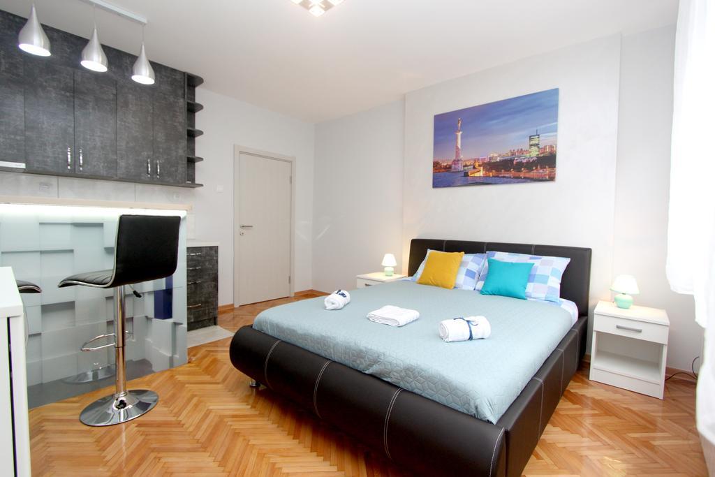 Apartment Turquoise Belgrado Esterno foto